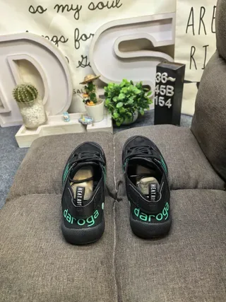 Adidas أخضر وردي حزام مفتوح حلقة كعب خطوط ثلاثية Lifestyle Sneakers 8