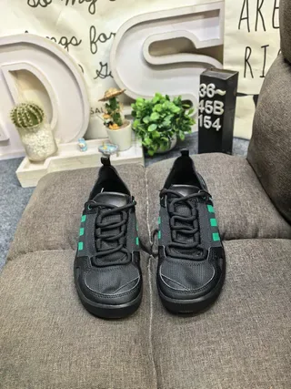 Adidas أخضر وردي حزام مفتوح حلقة كعب خطوط ثلاثية Lifestyle Sneakers 10