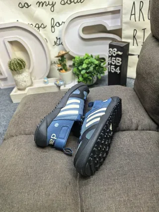 Adidas أخضر وردي حزام مفتوح حلقة كعب خطوط ثلاثية Lifestyle Sneakers 16