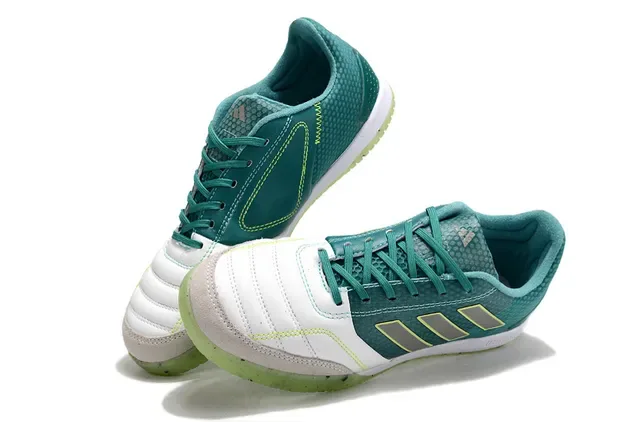 Adidas 绿白低帮网面合成鞋面室内足球鞋 2
