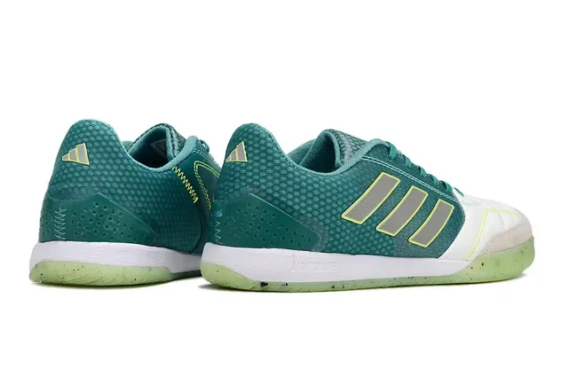 Adidas 绿白低帮网面合成鞋面室内足球鞋 4