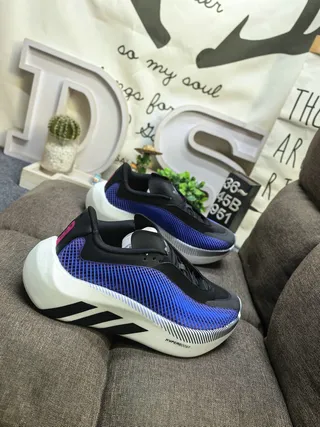 Adidas Hyperboost Bleu Noir Blanc Chaussures de course 9