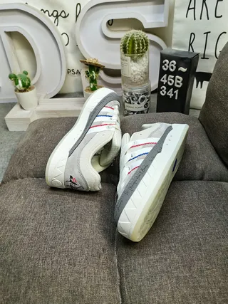 Adidas Tênis Lifestyle Rosa Bege de Camurça e Têxtil de Baixo Topo 6