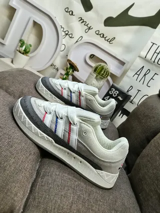 Adidas Tênis Lifestyle Rosa Bege de Camurça e Têxtil de Baixo Topo 7
