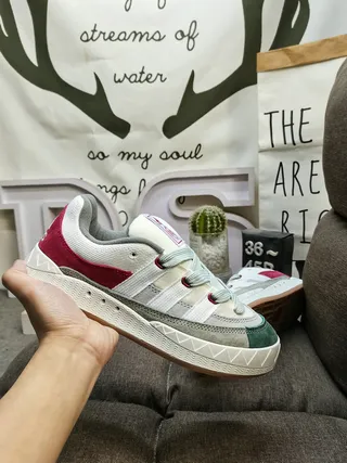 Adidas Tênis Lifestyle Rosa Bege de Camurça e Têxtil de Baixo Topo 15