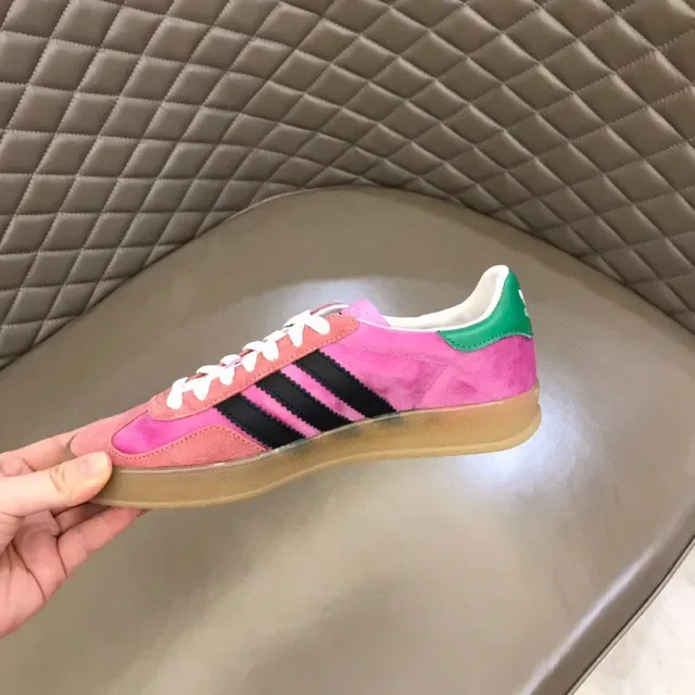 Adidas Zapatillas Lifestyle de Ante Rosa y Negro con Panel Lateral de Tres Rayas 3