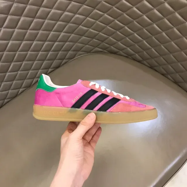 Adidas Zapatillas Lifestyle de Ante Rosa y Negro con Panel Lateral de Tres Rayas 5