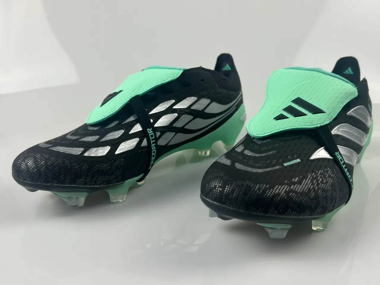 Adidas Predator Preto Verde Fecho de Correia Sem Cadarço Solado Translucido Mint Solo Firme Sapatos de Futebol 8