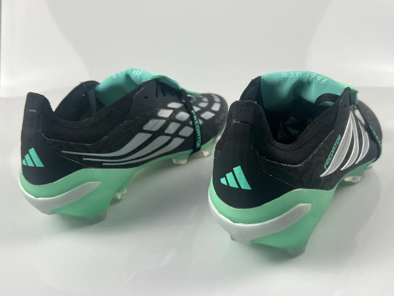 Adidas Predator Preto Verde Fecho de Correia Sem Cadarço Solado Translucido Mint Solo Firme Sapatos de Futebol 10