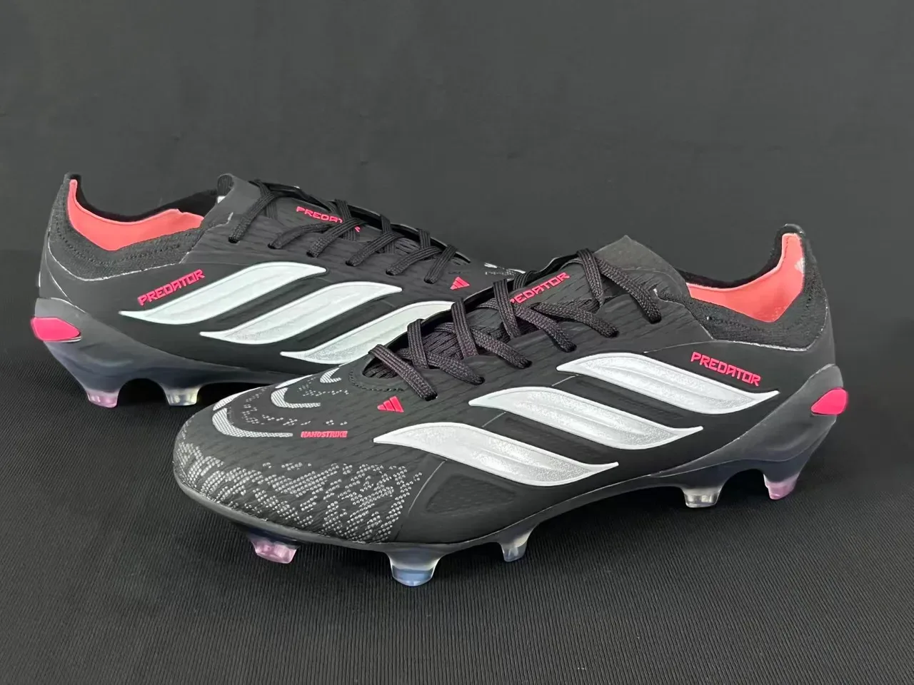 Adidas Predator কালো সাদা লাল Firm-Ground ফুটবল জুতো 6