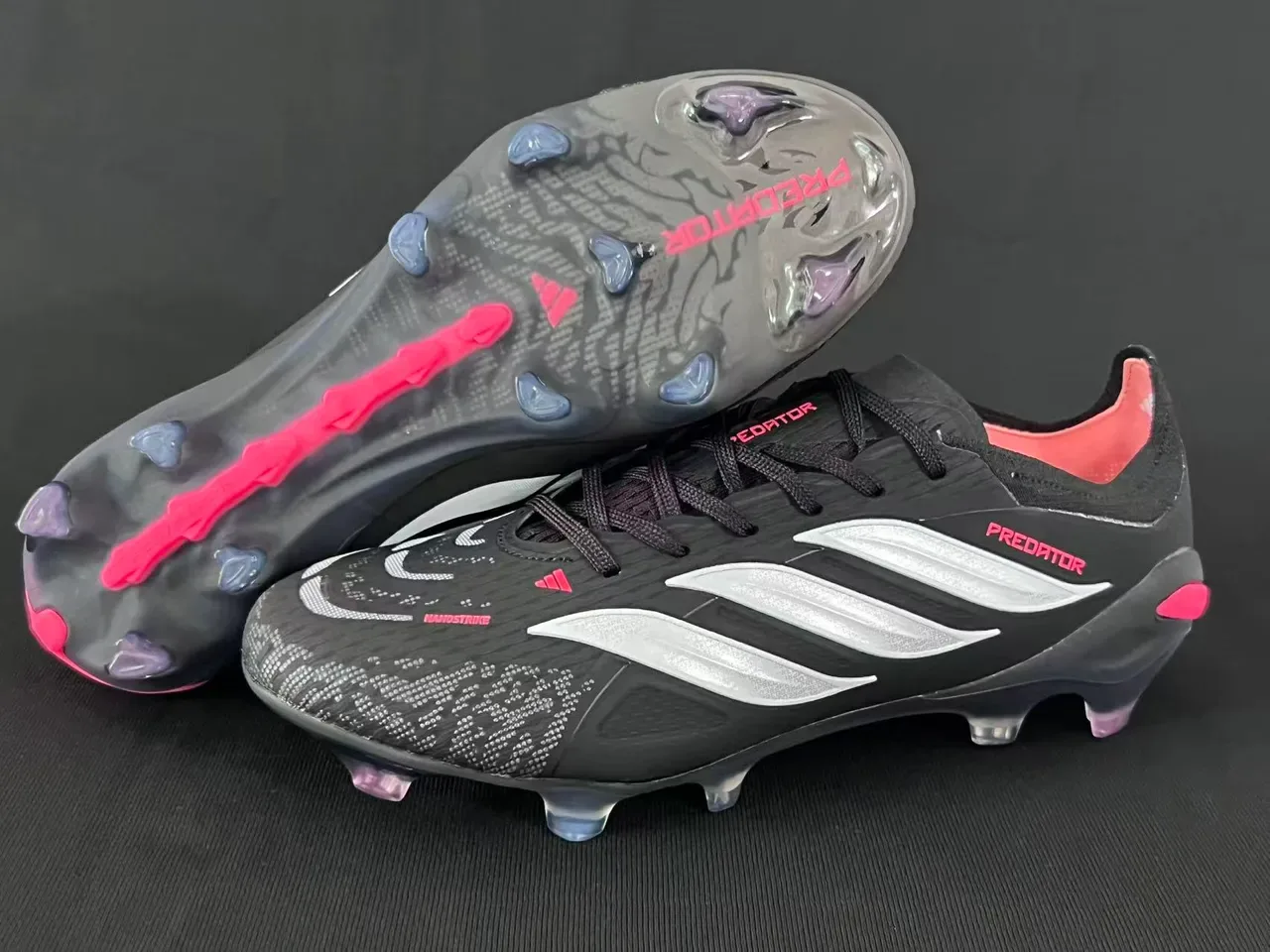 Adidas Predator কালো সাদা লাল Firm-Ground ফুটবল জুতো 7