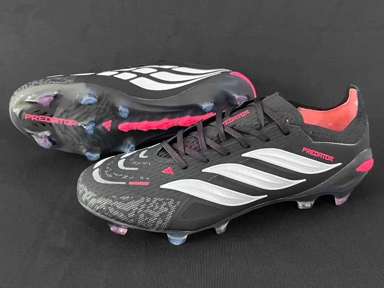 Adidas Predator কালো সাদা লাল Firm-Ground ফুটবল জুতো 8