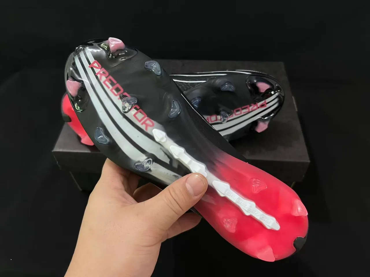 Adidas Predator Nanostrike+ Negro Blanco Rosa Tierra firme Zapatos de fútbol 2