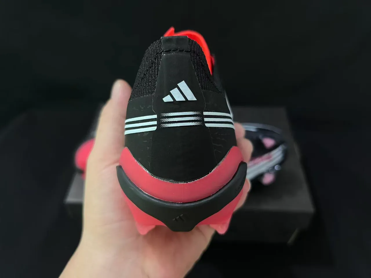 Adidas Predator Nanostrike+ Negro Blanco Rosa Tierra firme Zapatos de fútbol 3