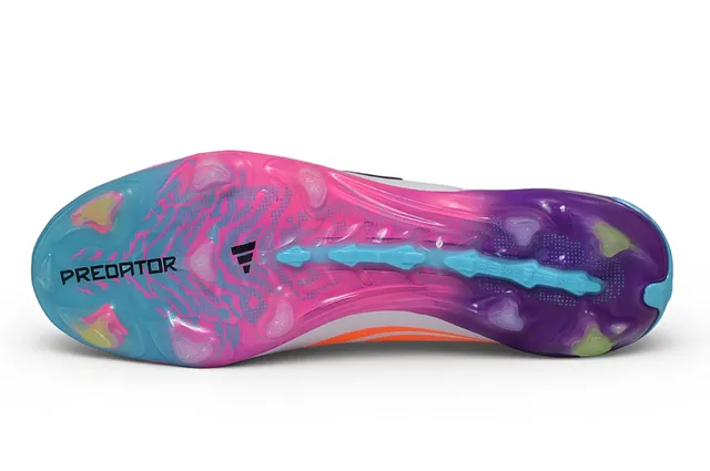 Adidas Predator Chaussures de football rose-violet avec col de chaussette, rayures asymétriques cyan, pour terrain ferme 6