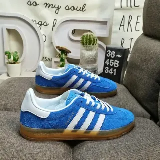 Adidas Samba OG أزرق وأبيض حذاء أسلوب حياة