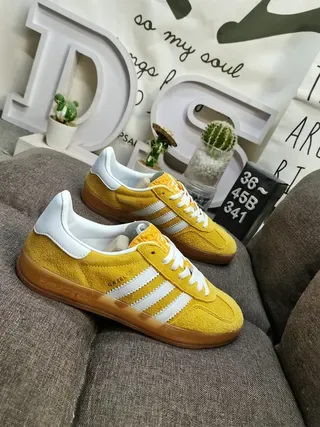 Adidas Samba OG Blue and White Lifestyle Sneakers 9