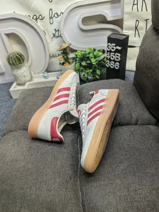 Adidas Samba OG Sneakers Lifestyle Off-White et Rouge 6