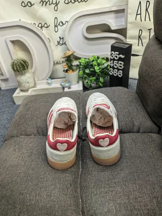Adidas Samba OG Sneakers Lifestyle Off-White et Rouge 8