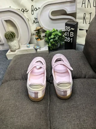 Adidas Samba OG 粉色奶油生活方式运动鞋 8