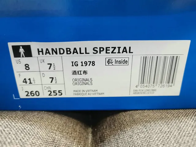 Adidas Spezial جلد بورجوندي مخملي شرائط بيضاء أسلوب حياة سنيكرز 2