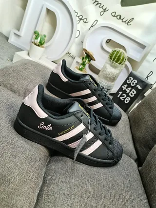 Adidas Superstar Chaussures Lifestyle Noir et Rose Sourire 9