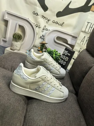 Adidas Superstar sneakers lifestyle matelassées Off-White 9