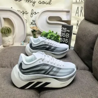 Adidas 白色灰色雕塑中底 网布-合成混合鞋面 生活方式运动鞋
