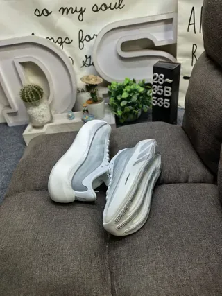 Adidas Blanco Gris Media Suela Esculpida Malla-Sintético Híbrido Superior Sneakers Estilo de Vida 16