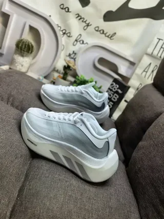 Adidas Blanco Gris Media Suela Esculpida Malla-Sintético Híbrido Superior Sneakers Estilo de Vida 17