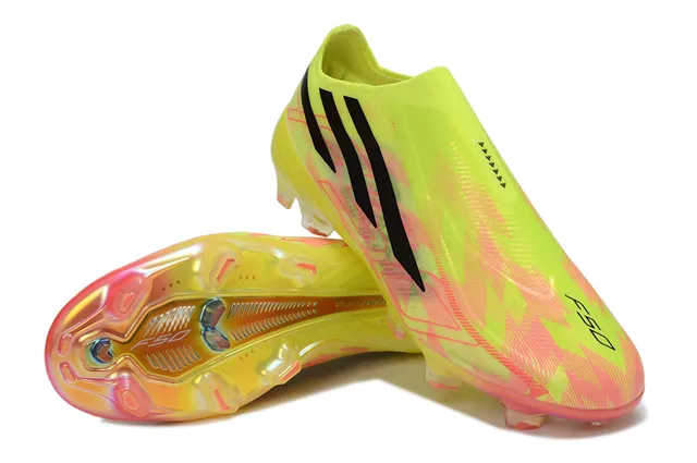 Adidas X Speedflow Hyperfast Chaussures de football jaune néon rose dégradé sur terrain ferme 4