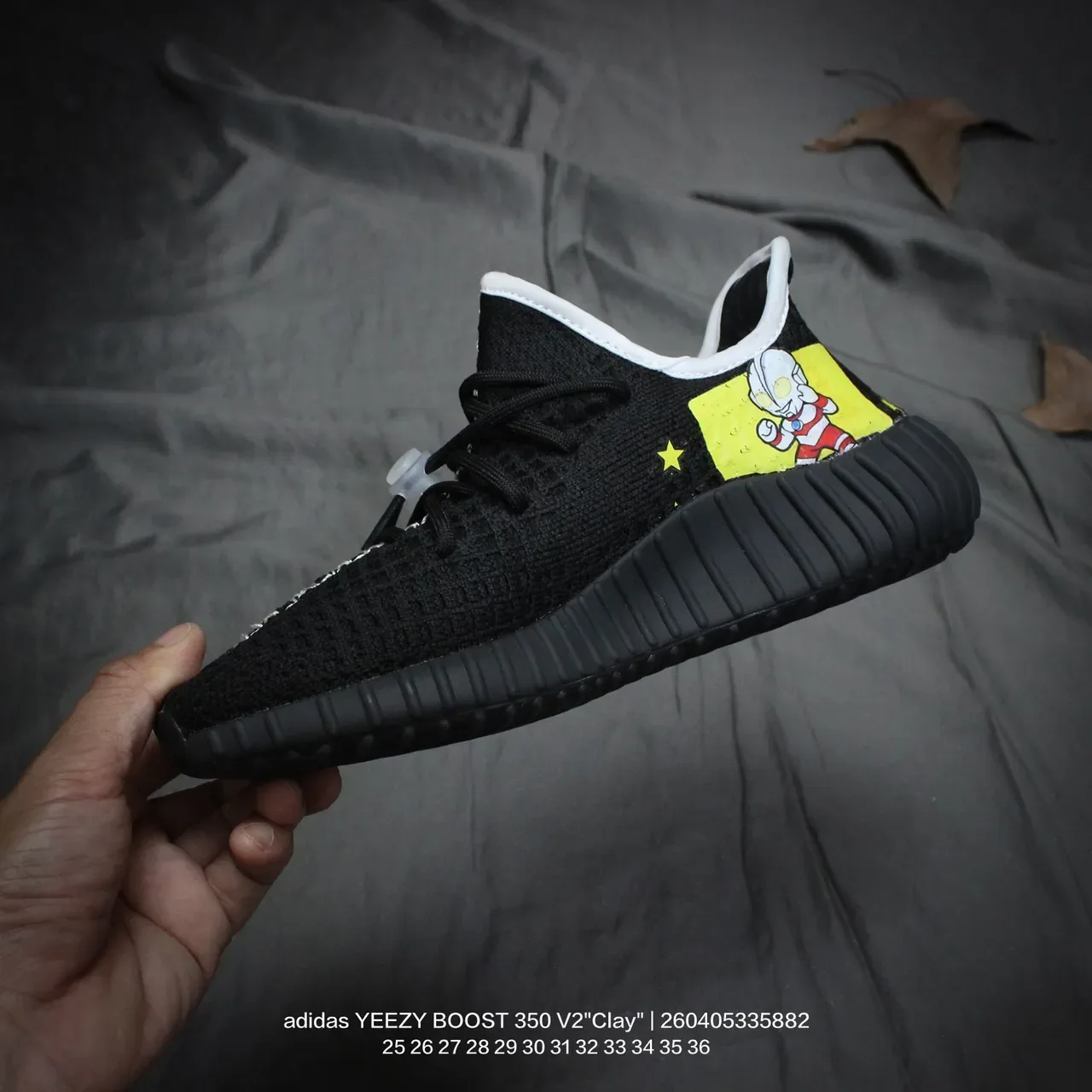 أديداس ييزي Boost 350 V2 أحذية رياضية أسود للأسلوب الحياة 4