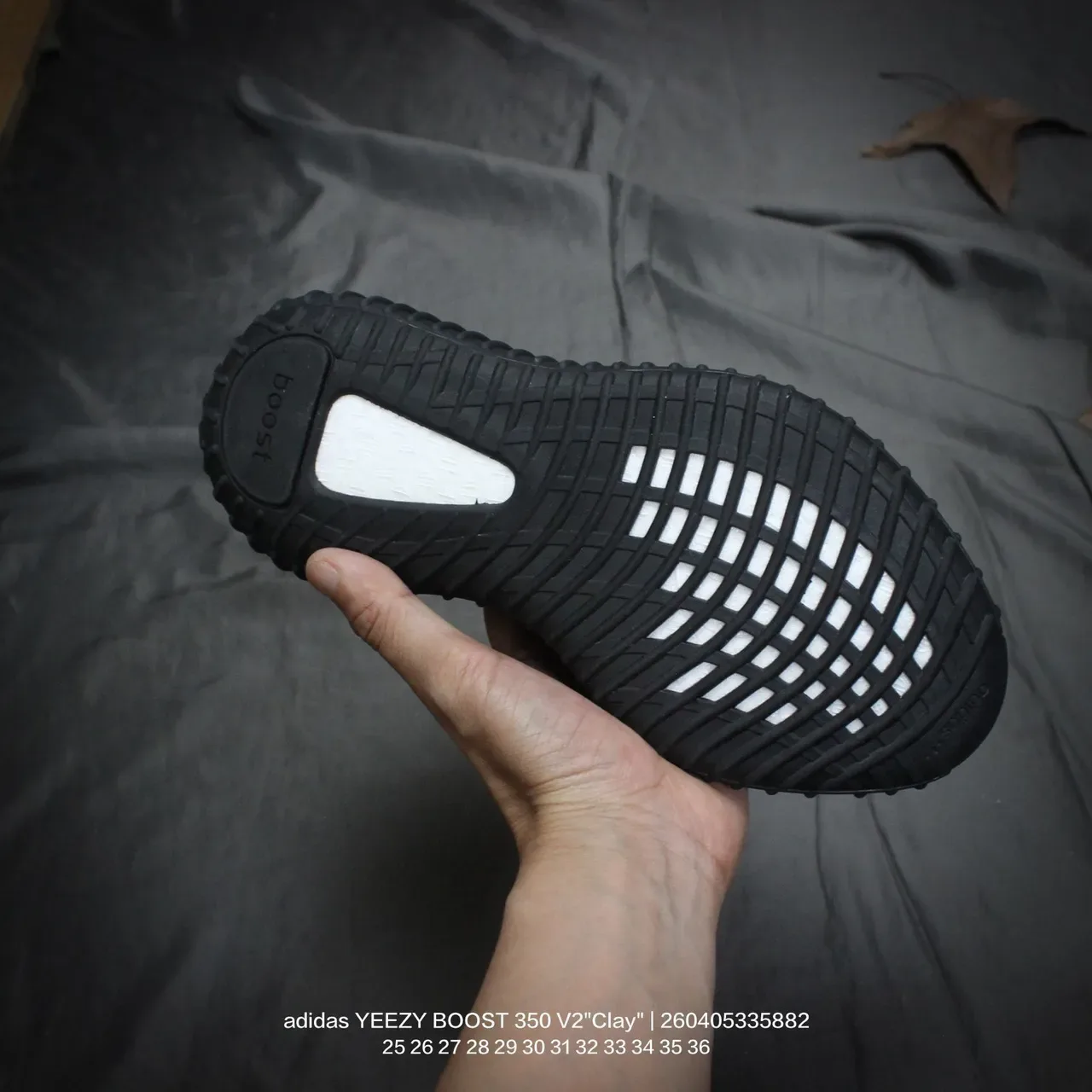 أديداس ييزي Boost 350 V2 أحذية رياضية أسود للأسلوب الحياة 6