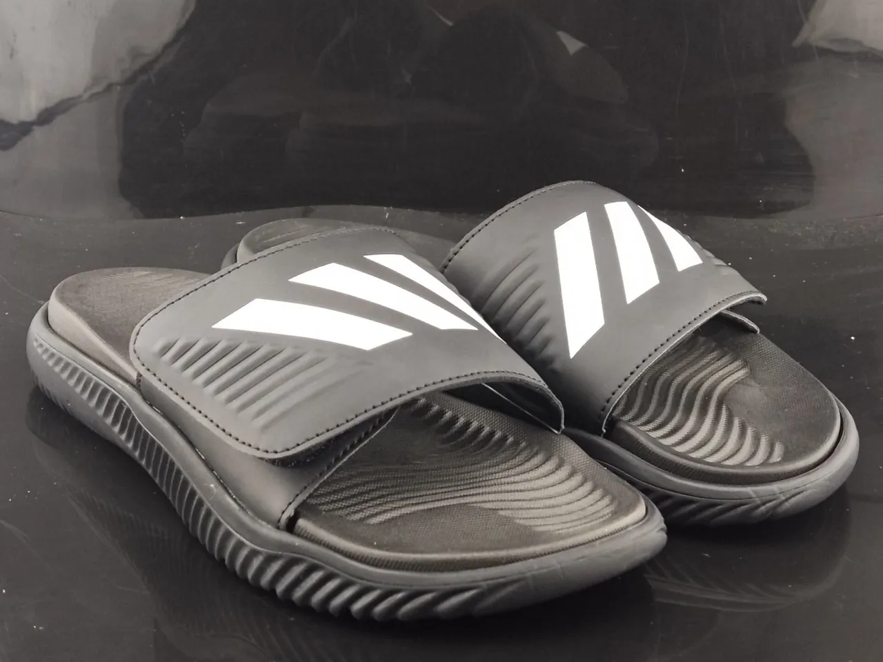 Adidas Yeezy Slide Black White Logo Slippers 2