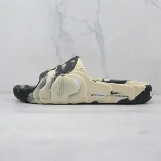 Adidas Yeezy Slide 黑白大理石纹拖鞋