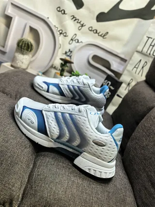 Adidas पीला नीला छिद्रित मेश ऊपरी तीन पट्टियाँ सिंथेटिक ओवरले रनिंग जूते 7