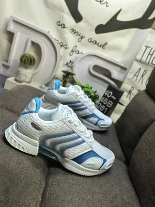 Adidas पीला नीला छिद्रित मेश ऊपरी तीन पट्टियाँ सिंथेटिक ओवरले रनिंग जूते 9