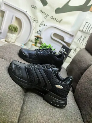 Adidas पीला नीला छिद्रित मेश ऊपरी तीन पट्टियाँ सिंथेटिक ओवरले रनिंग जूते 17
