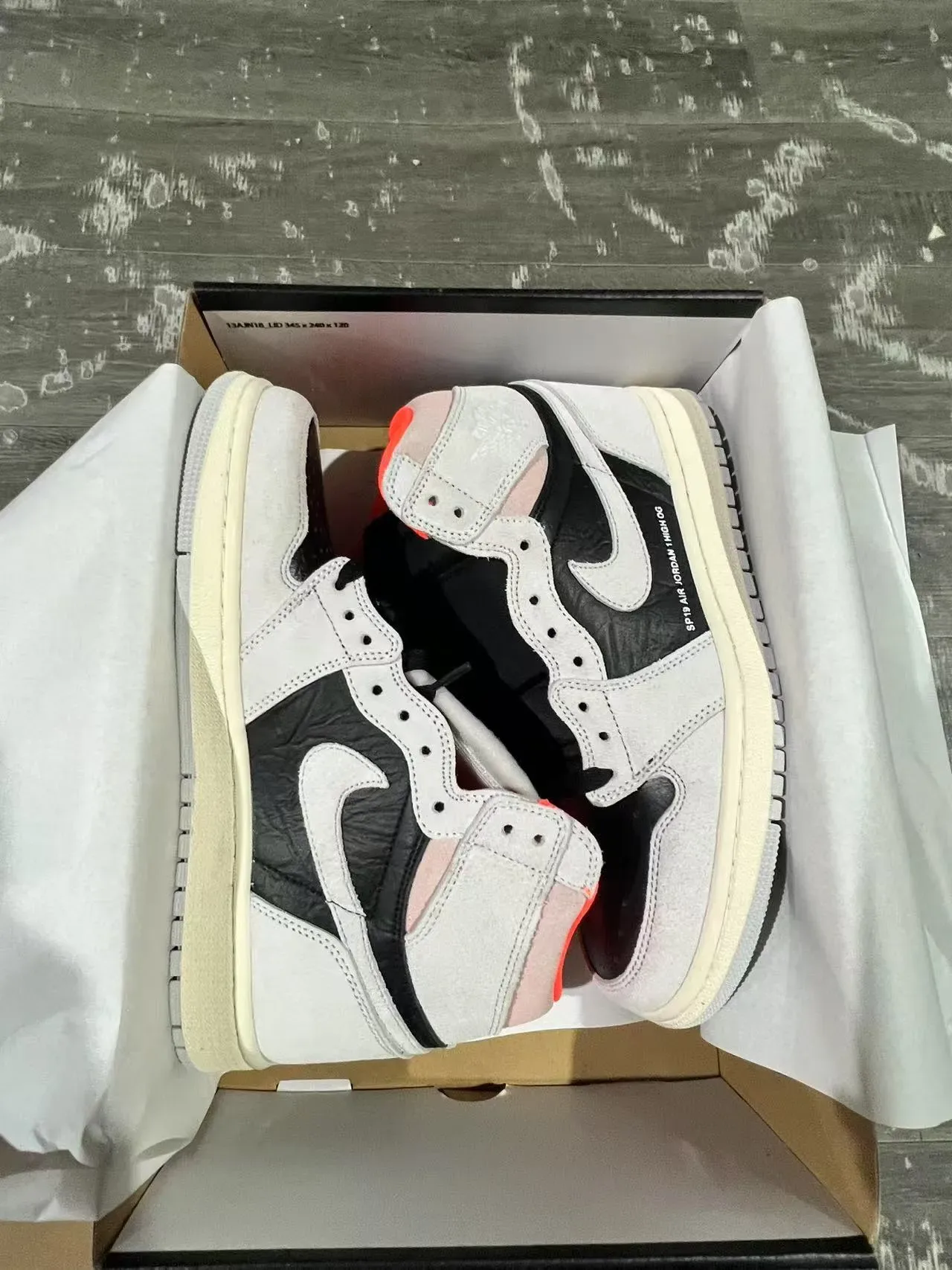 Air Jordan 1 High OG SP19 Chaussures de Basketball Gris Clair Noir Crème 9