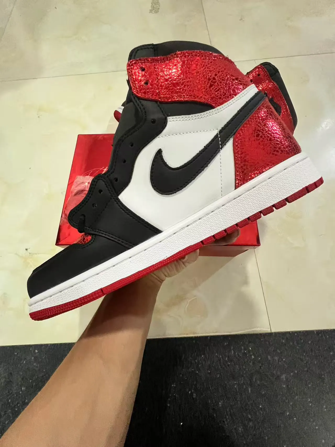 Tênis de basquete Air Jordan 1 High pele de cobra vermelho preto branco 5