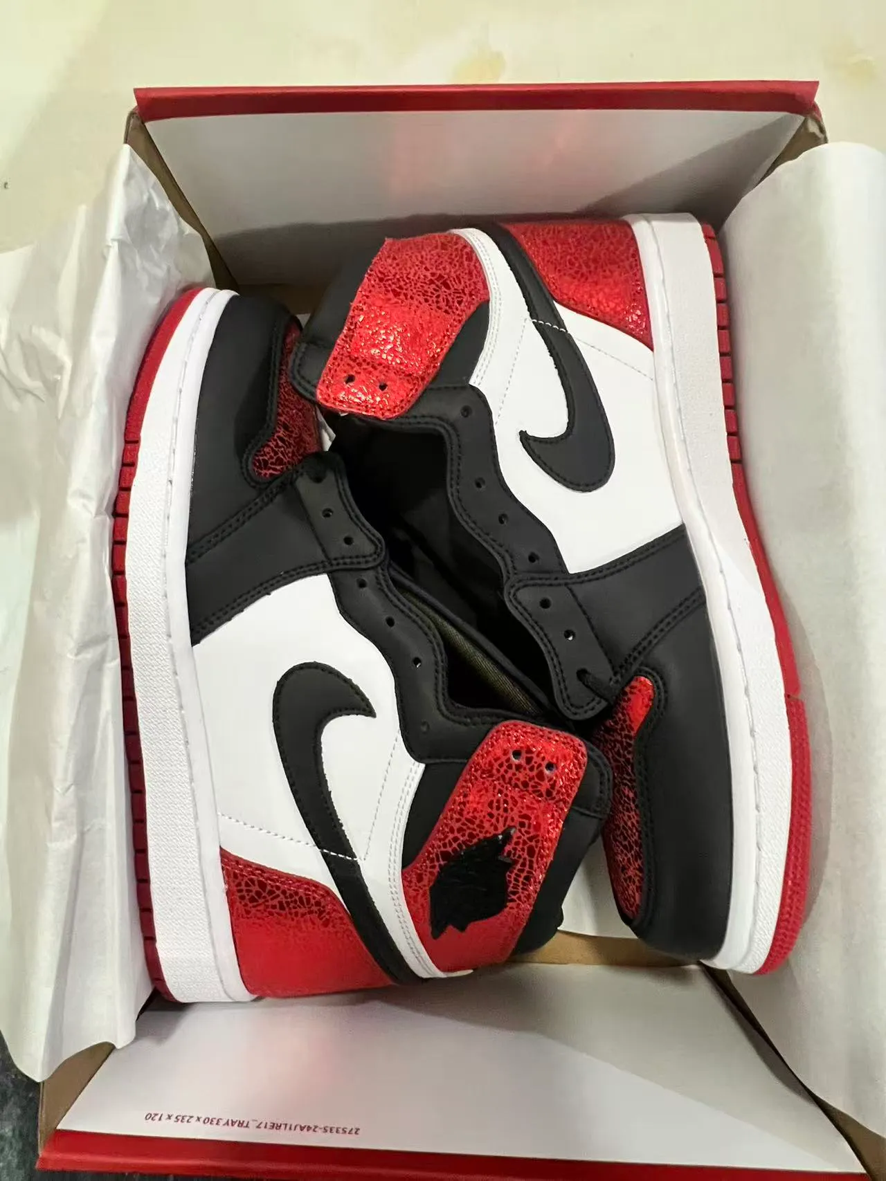 Tênis de basquete Air Jordan 1 High pele de cobra vermelho preto branco 9