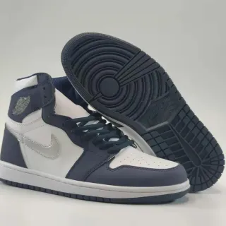 Air Jordan 1 High 白海军篮球鞋