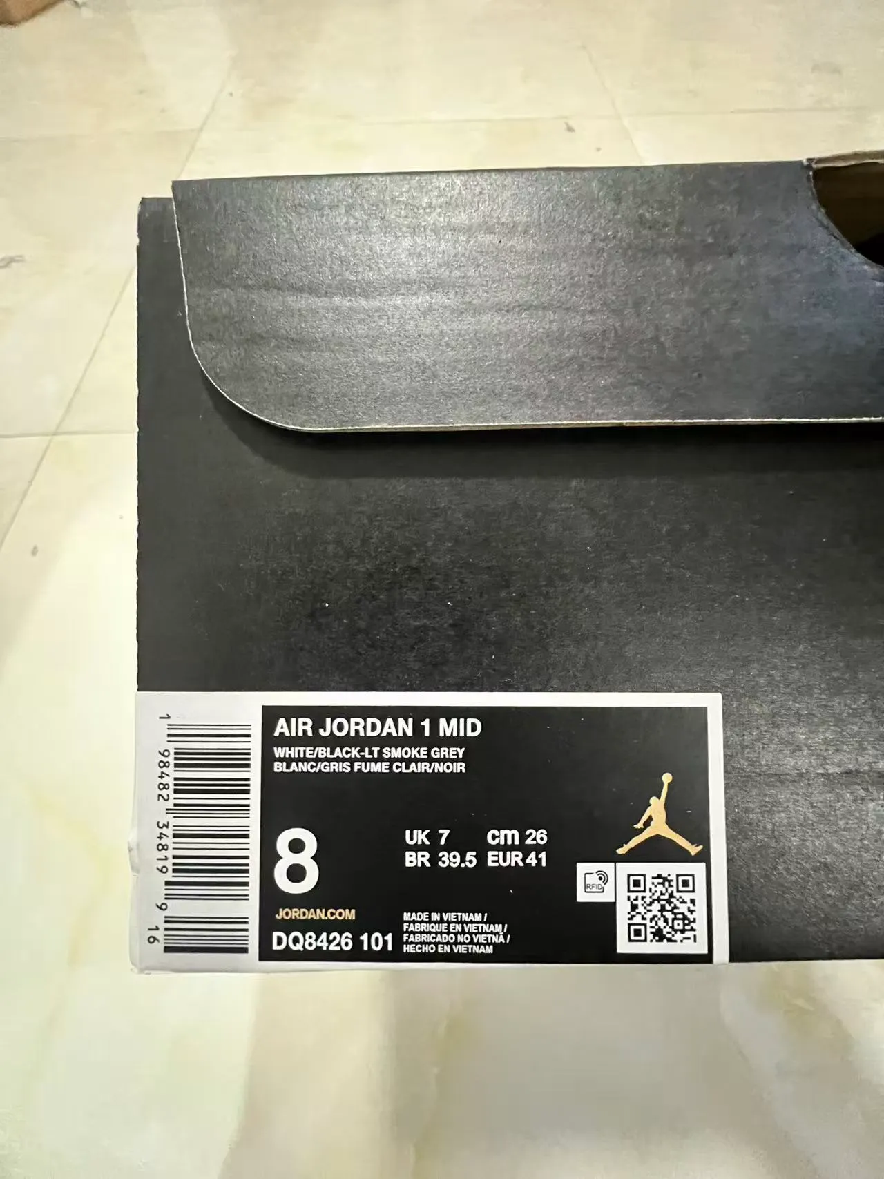 Air Jordan 1 High 狼灰黑白篮球鞋 10