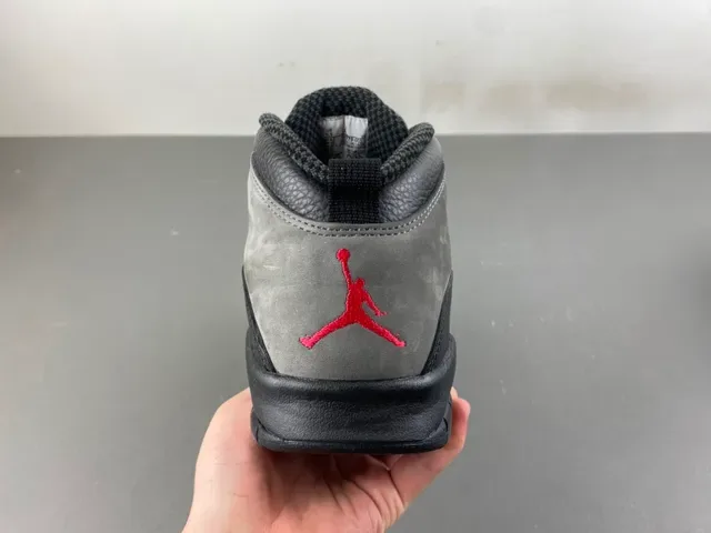 Air Jordan 10 High-Top Suede e Couro Cinza Preto Tênis de Basquete 4