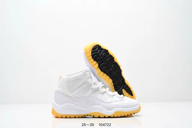 Air Jordan 11 काले पेटेंट लेदर गम बास्केटबॉल जूते 11