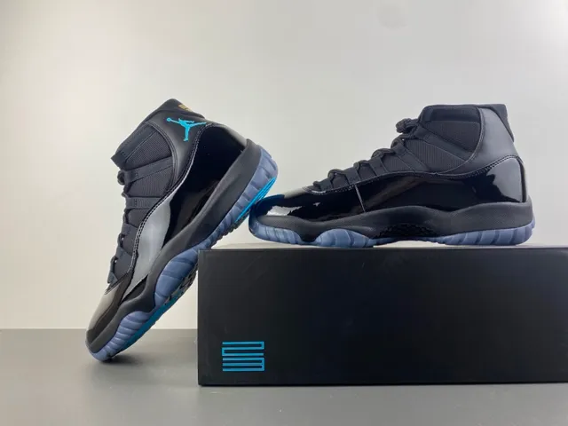 Air Jordan 11 काले पेटेंट लेदर आइस ब्लू बास्केटबॉल जूते 14