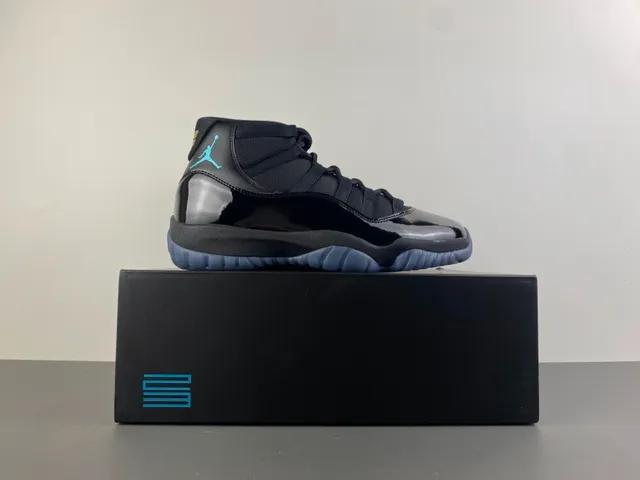 Air Jordan 11 काले पेटेंट लेदर आइस ब्लू बास्केटबॉल जूते 15