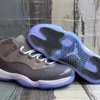 Air Jordan 11 ग्रे पर्पल ट्रांसलूसेंट आउटसोल बास्केटबॉल जूते