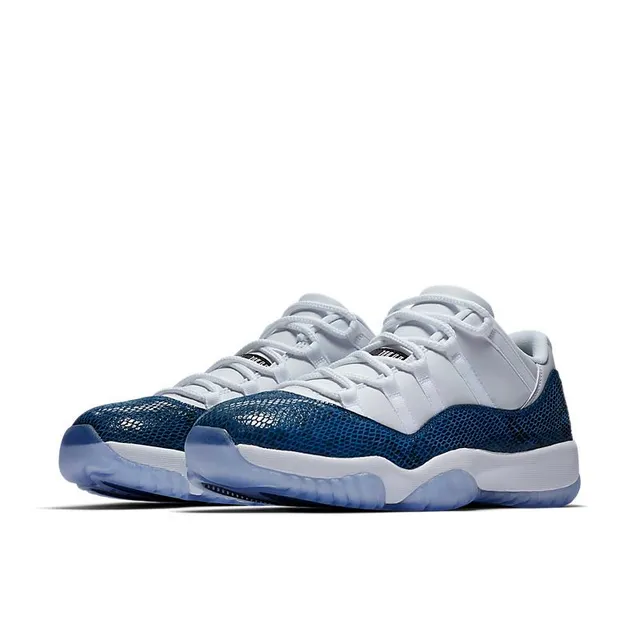 Zapatillas de baloncesto Air Jordan 11 piel de serpiente azul marino y blanco 3