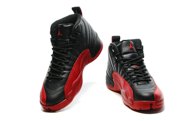 Tênis de basquete Air Jordan 12 preto e vermelho 8